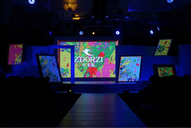Z’DORZI 2015“艺术嘉年华”冬季新品发布会暨优秀加盟商表彰大会