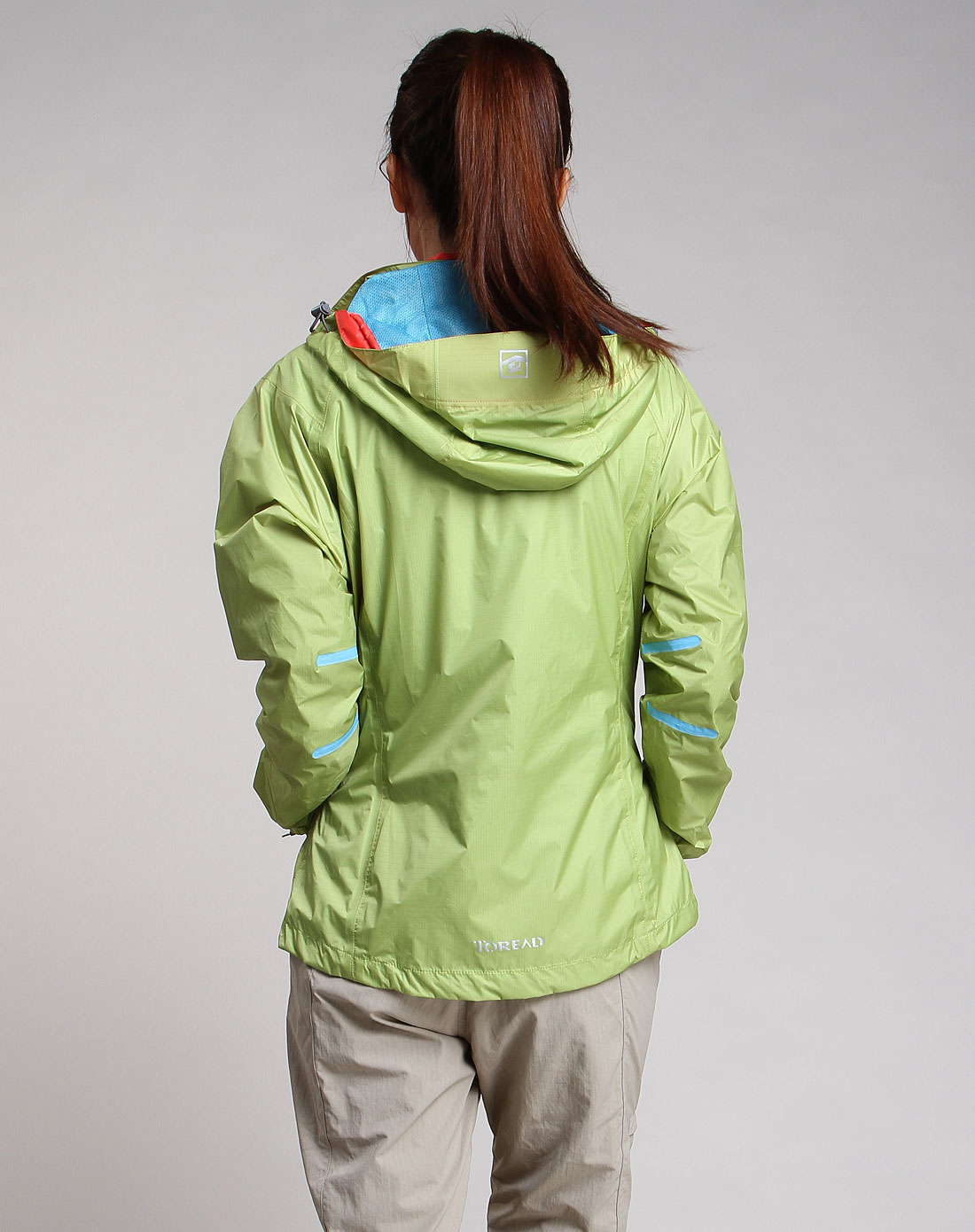 <em>探路者</em>toread男<em>女装</em>女款果绿色连帽长袖<em>冲锋衣</em>