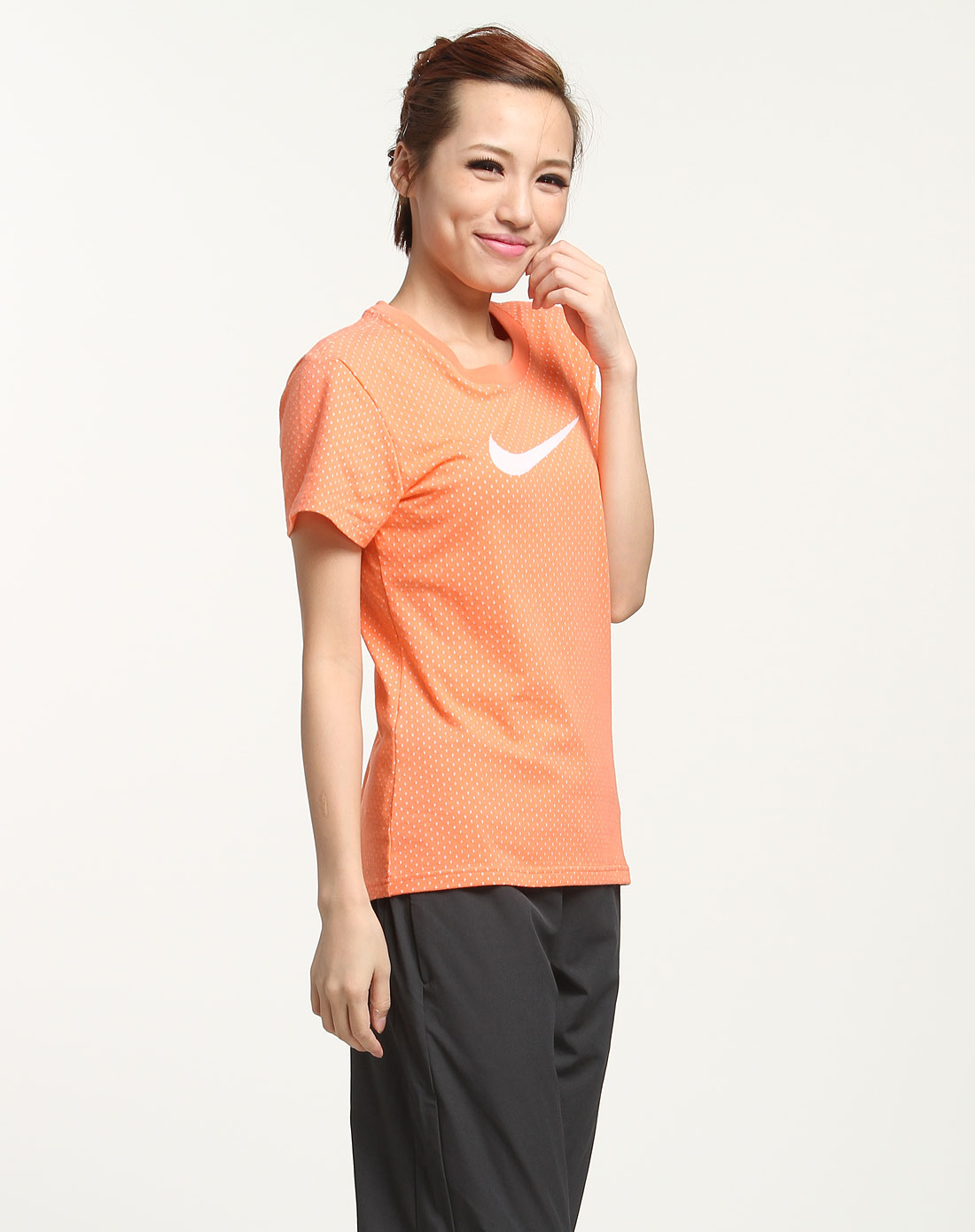 耐克nike女装专场-女款橙色休闲时尚短袖针织衫