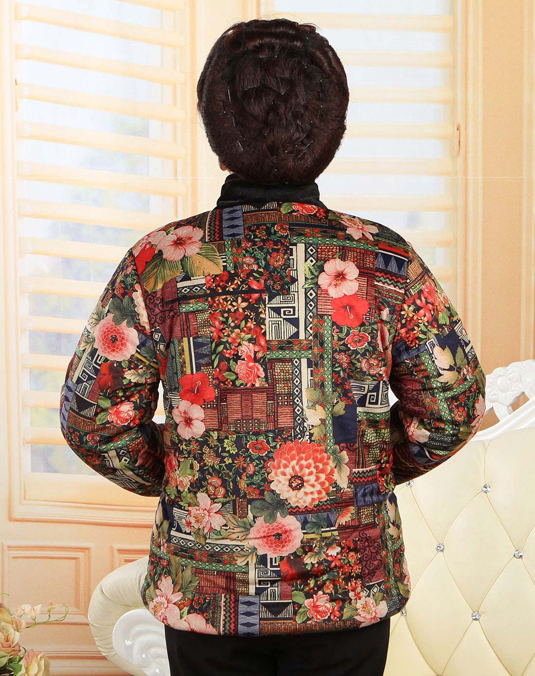 大红花唐装花色优雅棉衣