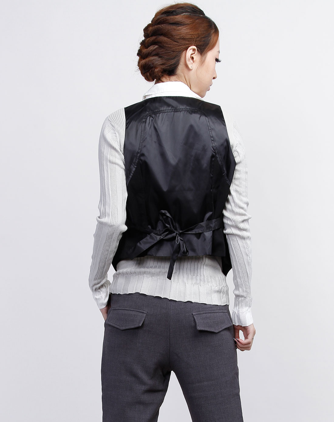 艺之卉黑色<em>时尚马甲</em>fwb041078