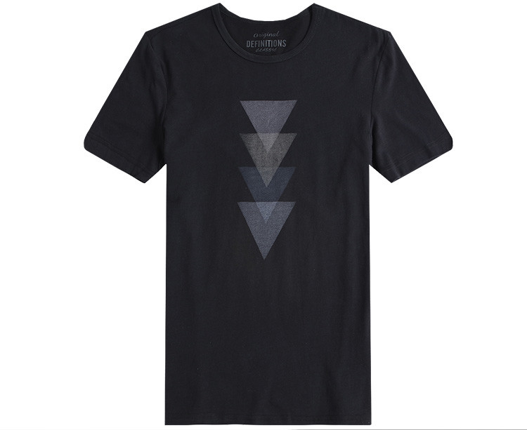 个性倒三角图形短袖t恤