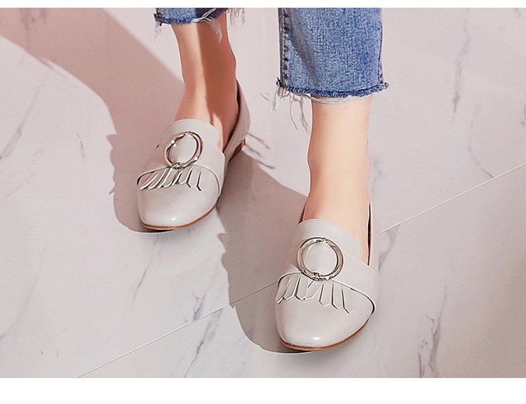 涉趣selftrend女鞋专场 2017单鞋女圆扣流苏英伦百搭平跟休闲百搭浅口