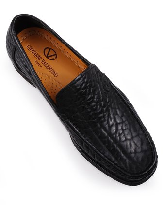 > 黑色大象皮商务休闲鞋