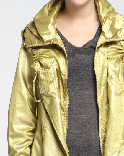 黄绿色连帽休闲长袖风衣