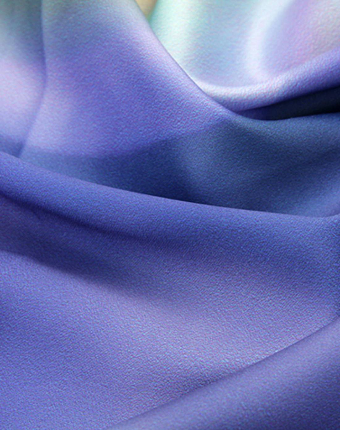 粉紫蓝色柔软南韩丝方巾