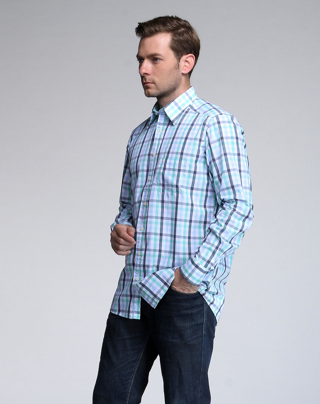 翻领绿灰色格子休闲长袖衬衫