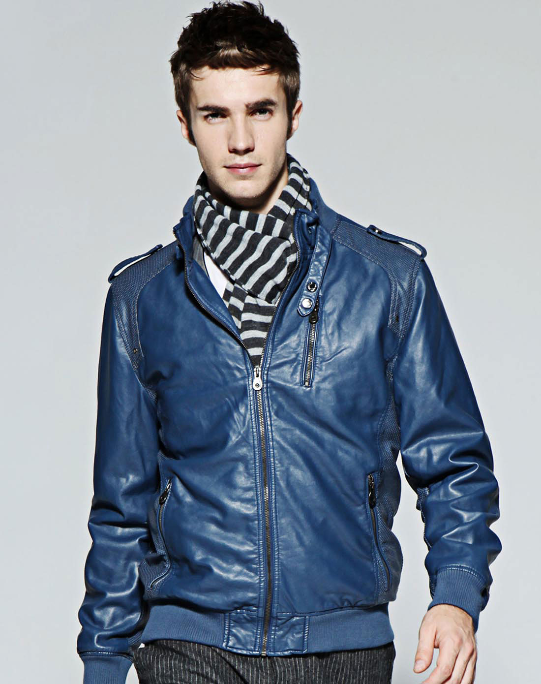 简时尚品justyle 男款蓝色罗纹立领水洗皮衣夹克