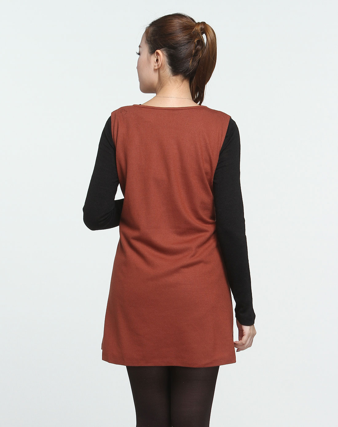 棕咖色圆领无袖针织连衣裙