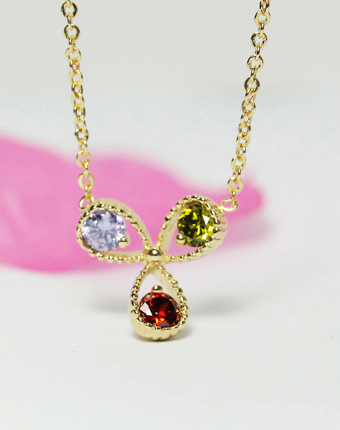 彩钻三叶草项链