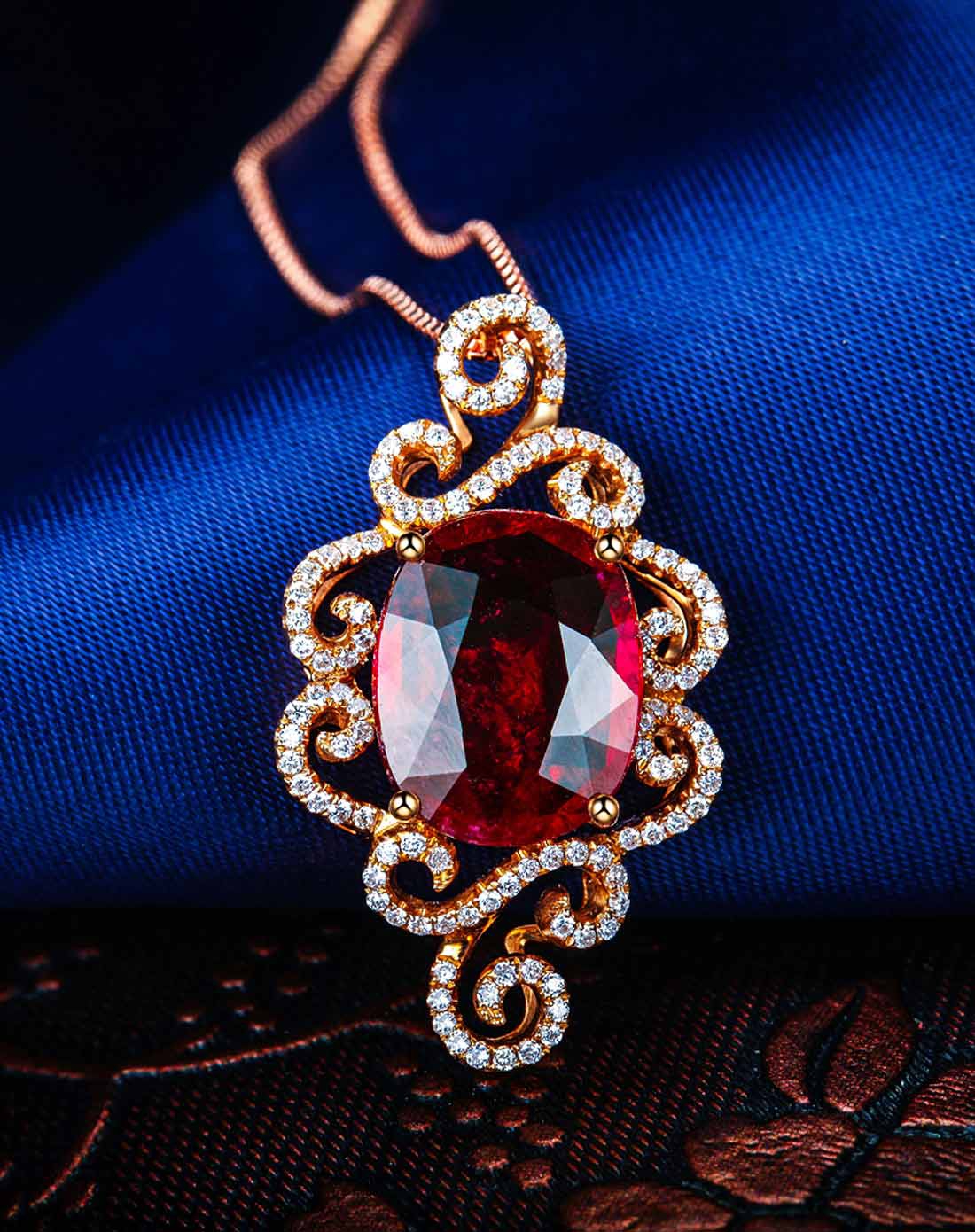 玫瑰18k金5.25克拉碧玺吊坠