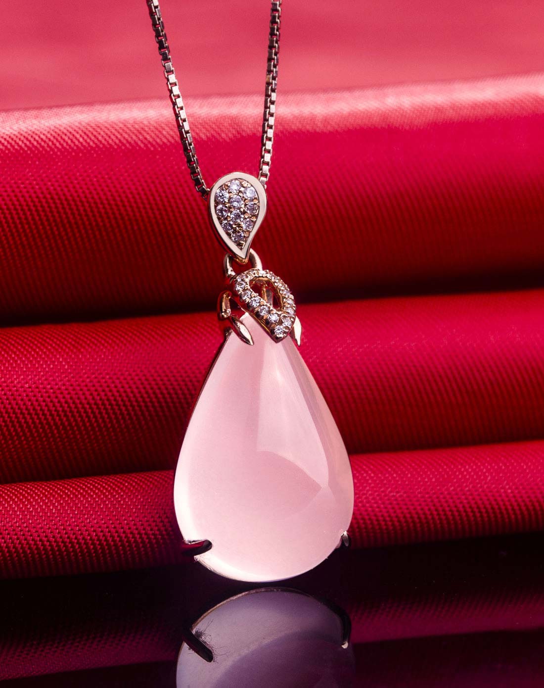 18k金芙蓉石吊坠