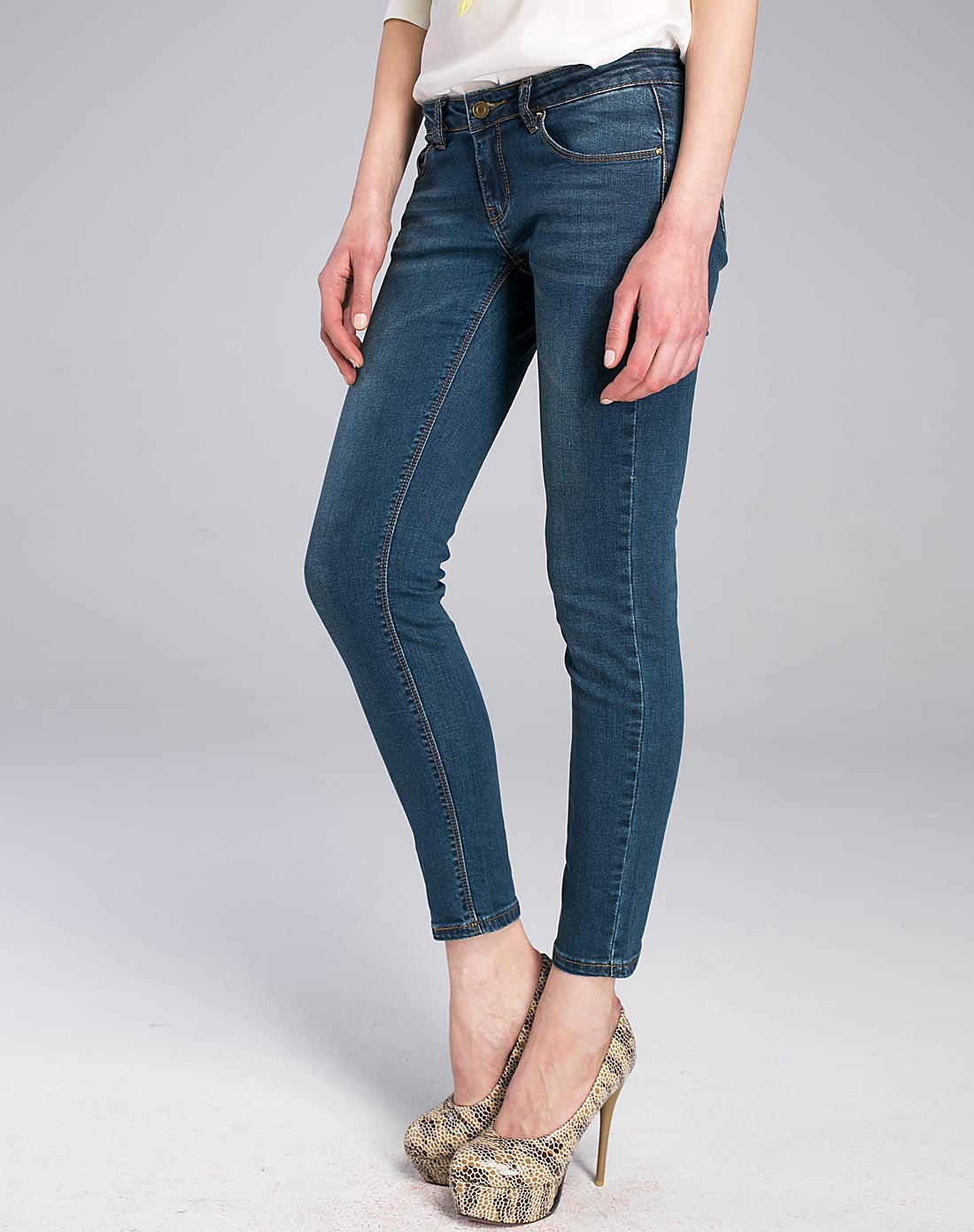 黎明破晓优雅修身牛仔-牛仔色