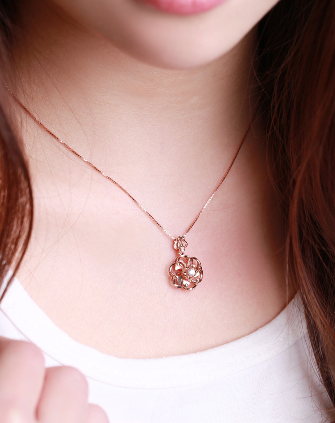 玫瑰18k金钻石吊坠