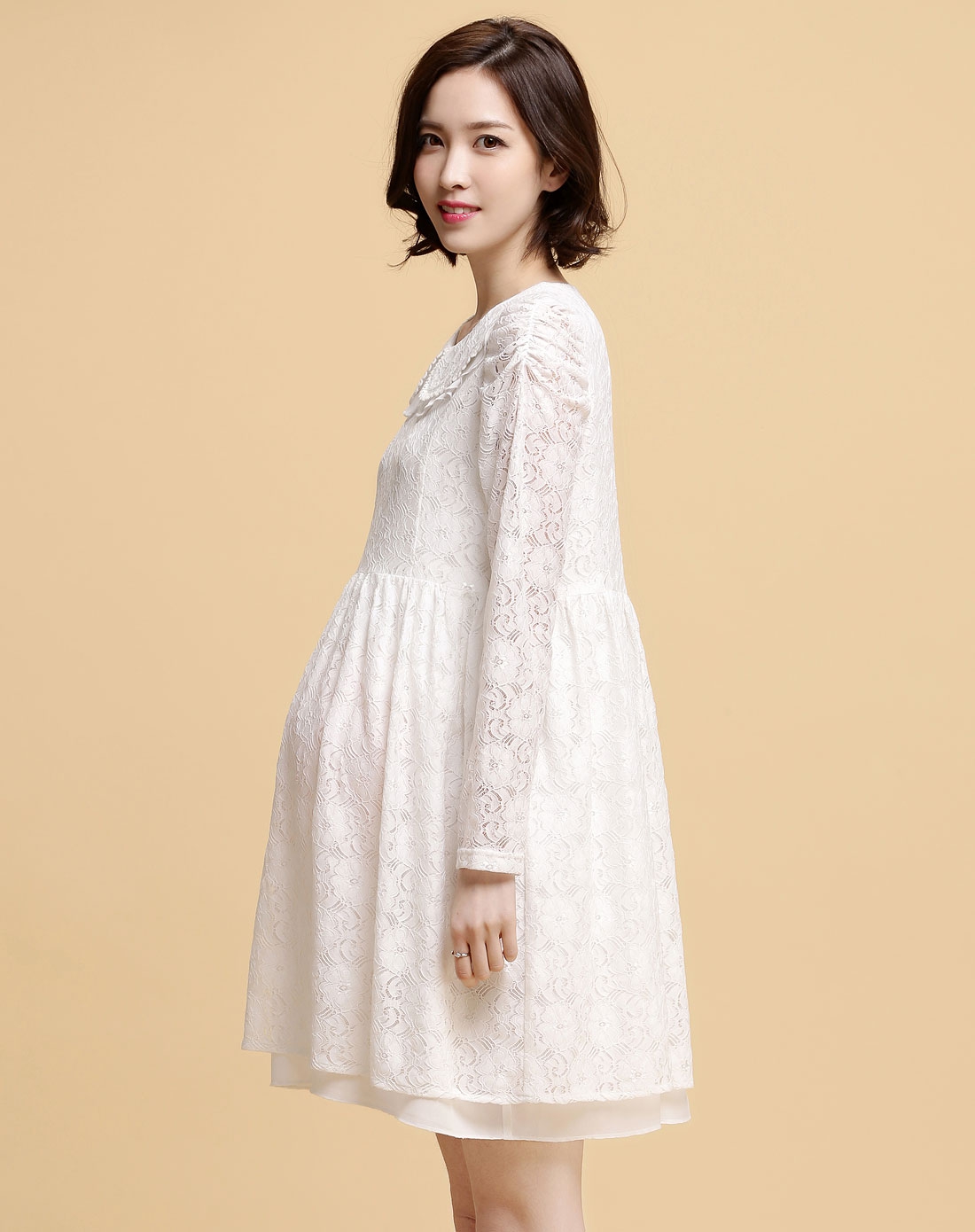 白色孕妇连衣裙长袖迷人款蕾丝