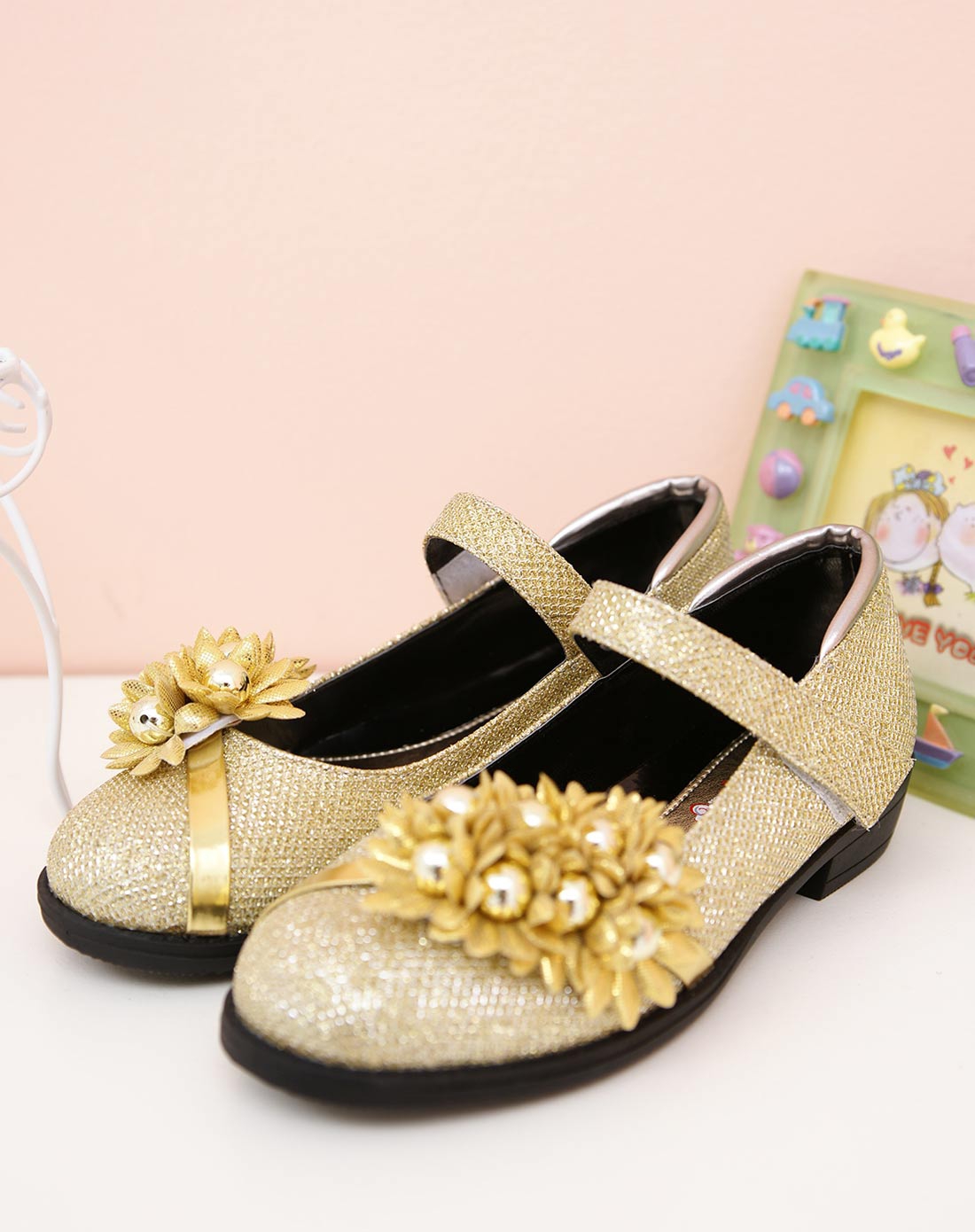 摩登小姐 女童金色皮鞋