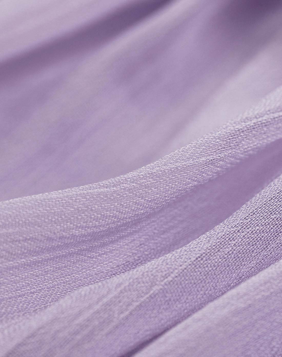 浅紫色可爱荷叶边层次无袖上衣