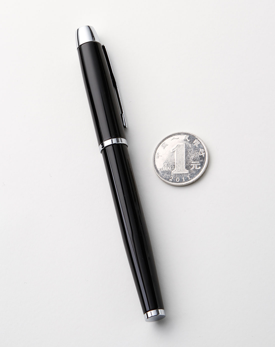 派克im纯黑丽雅白夹宝珠笔