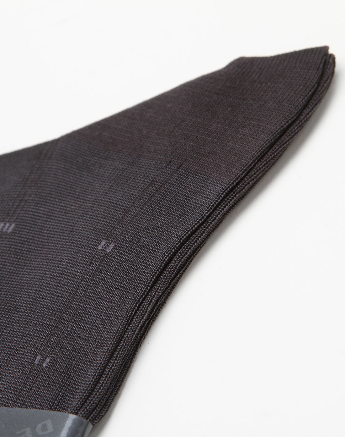 深灰色简约袜子