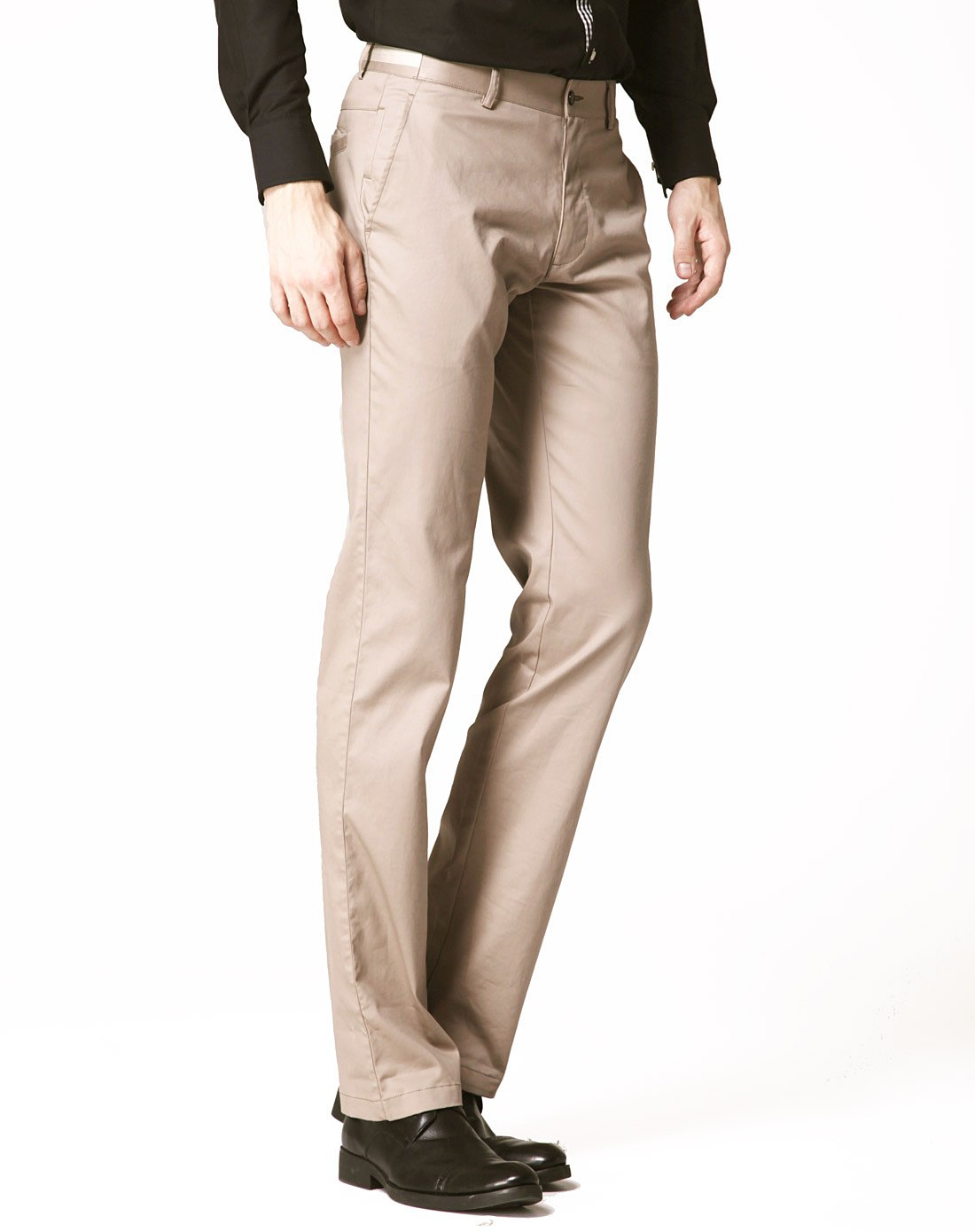 男士卡其色休闲裤