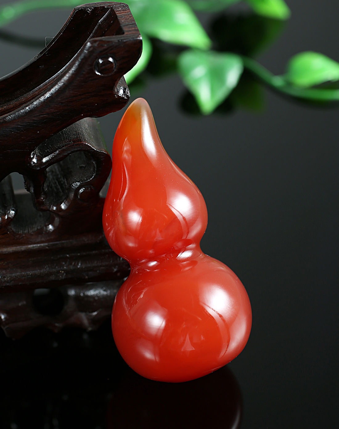 中性葫芦形玛瑙吊坠(附证书)