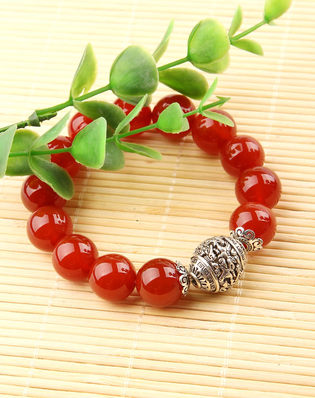天然红玛瑙泰银圆珠手链游龙戏珠附证书