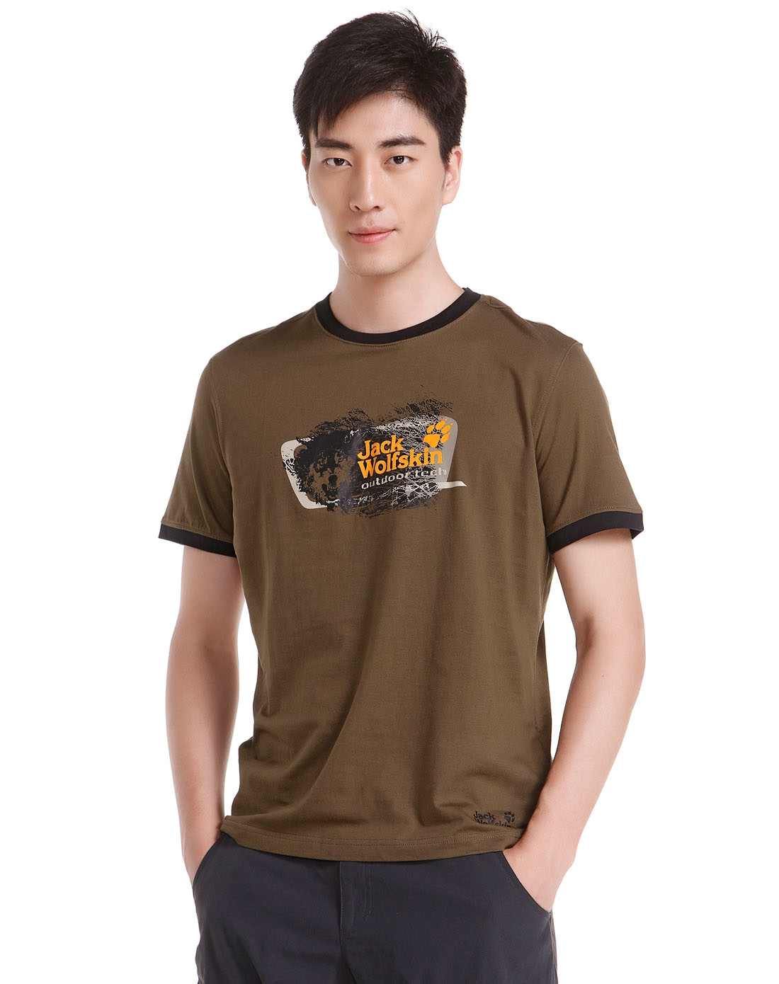 男款休闲烫图绿棕色短袖t恤