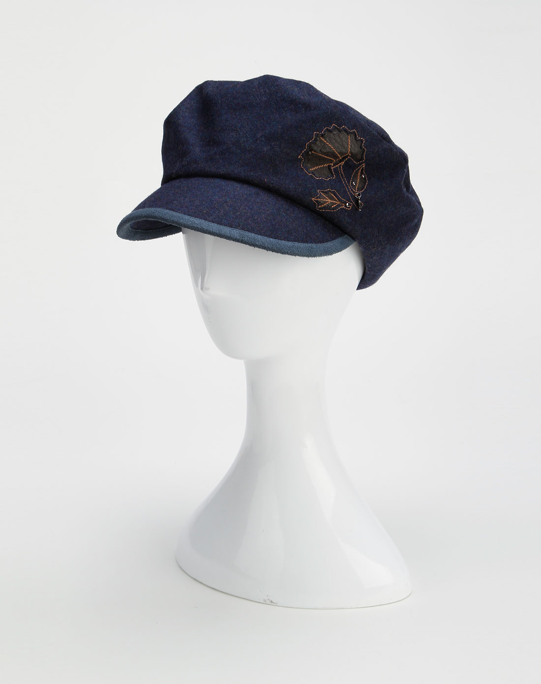 elle藏蓝色绣花时尚帽子