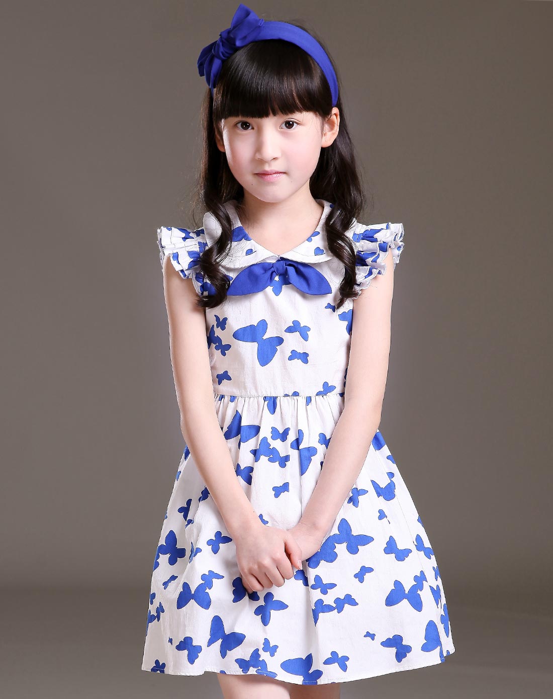 女童白印花连衣裙