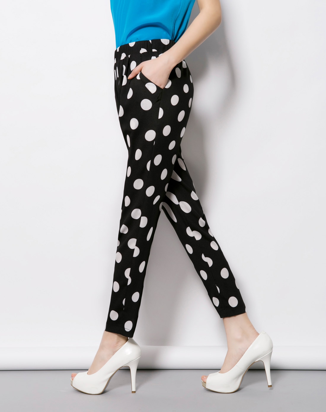 索菲丝尔裤子专场黑色白点雪纺时尚印花修身九分哈伦裤xl42277bu_唯品