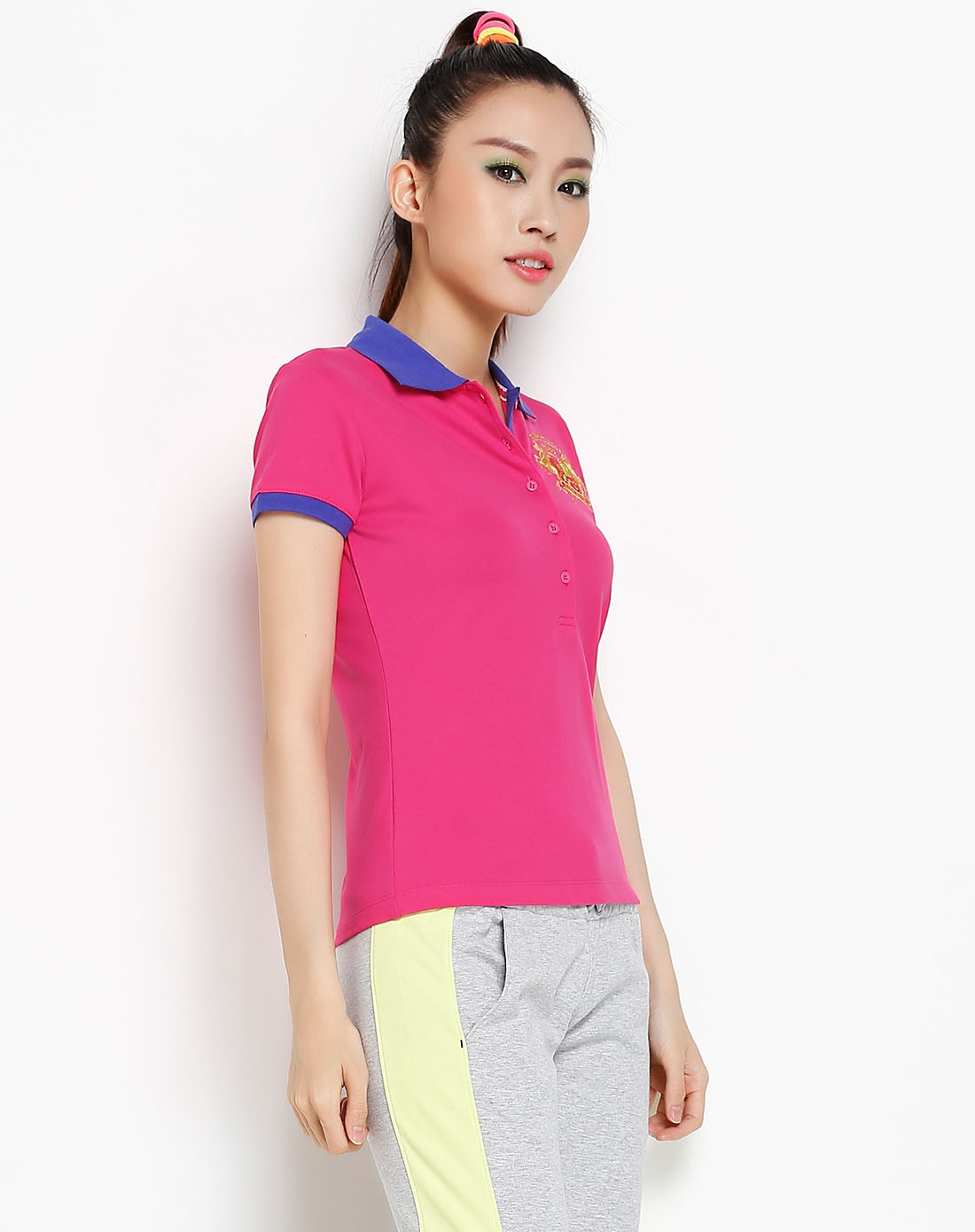 女款riding桃红色绣图短袖polo衫