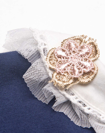 女童藏青色彼得潘领棉质t恤