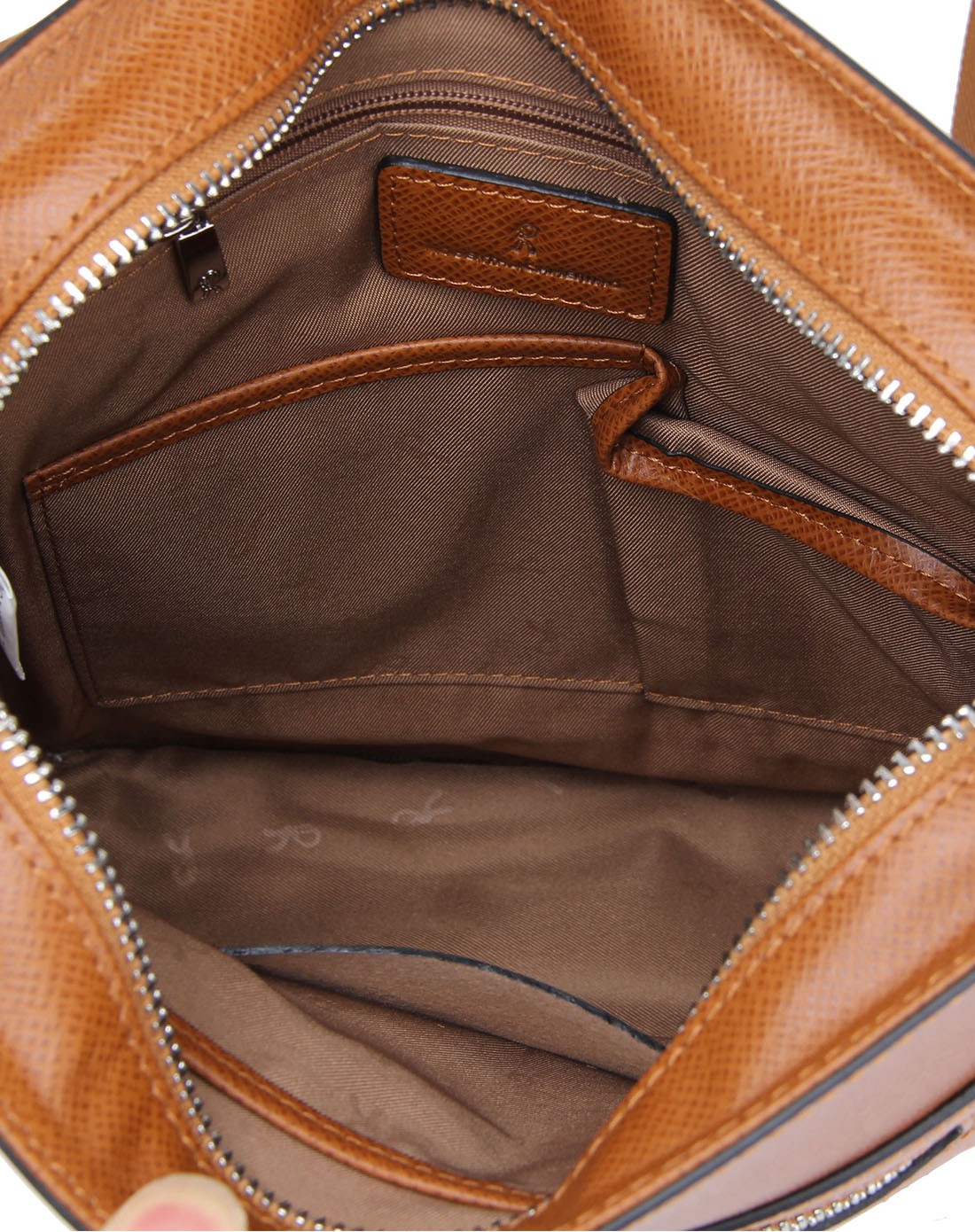 男款棕色十字纹牛皮单肩包