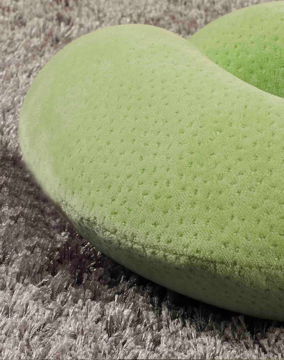 太空记忆棉u形颈枕j03绿色