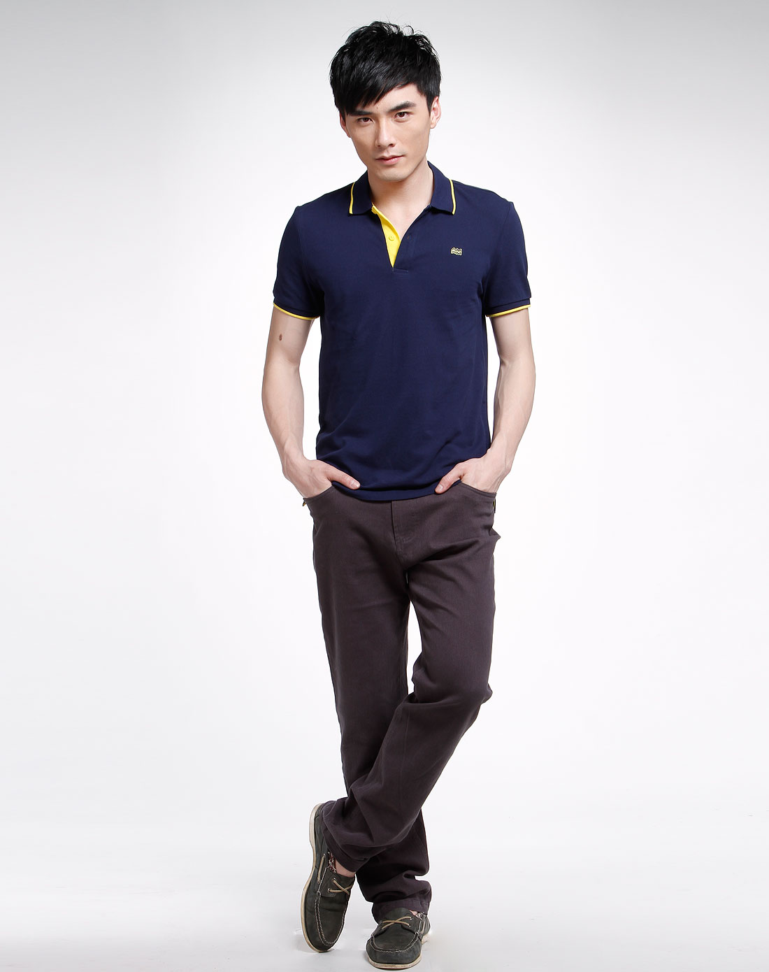 最后约惠-男人帮专场-ampm 藏青色时尚印图短袖翻领恤