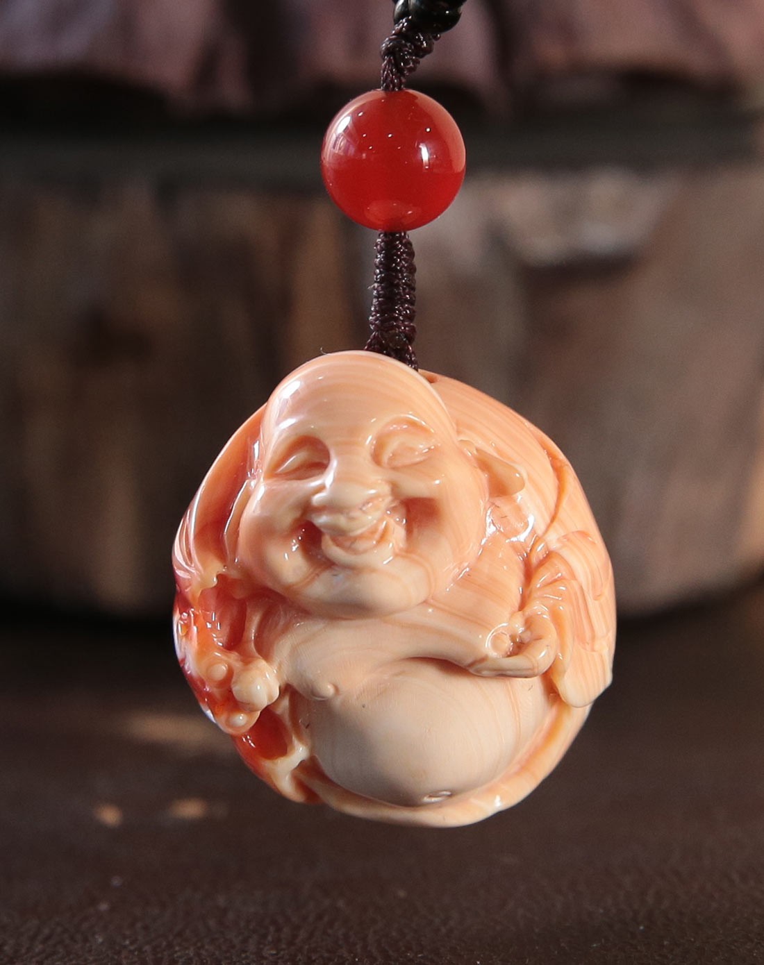 藏式天然血砗磲挂件(附证书)