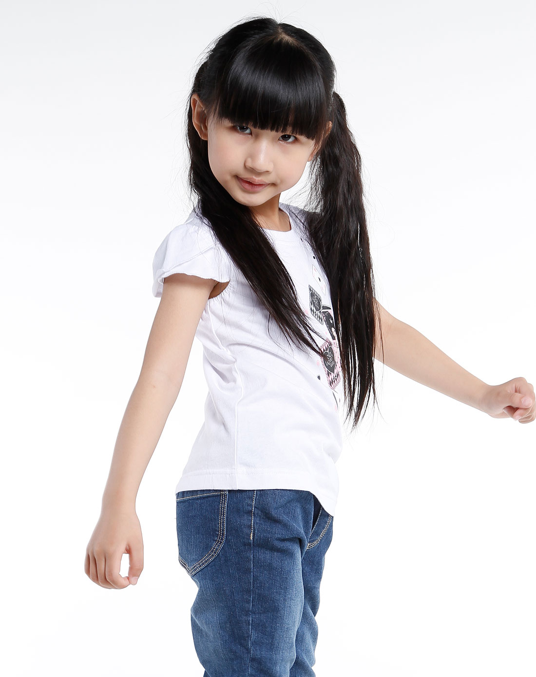 女童白色印图时尚短袖t恤