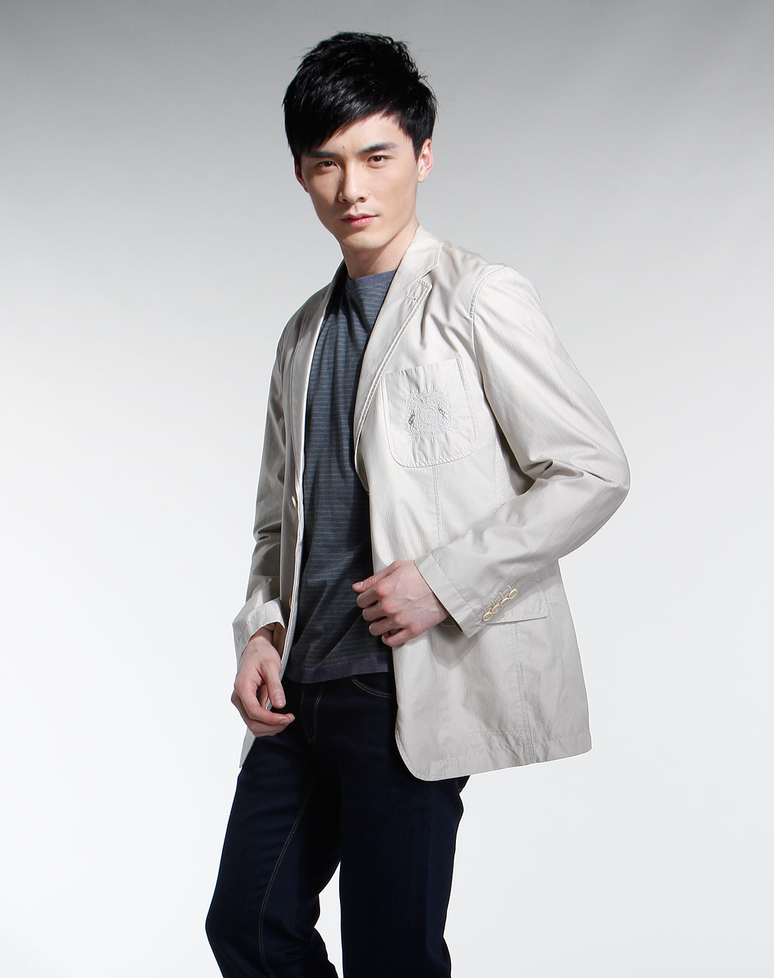 佛伦帝奴fllorinteno-米色条纹长袖休闲西装