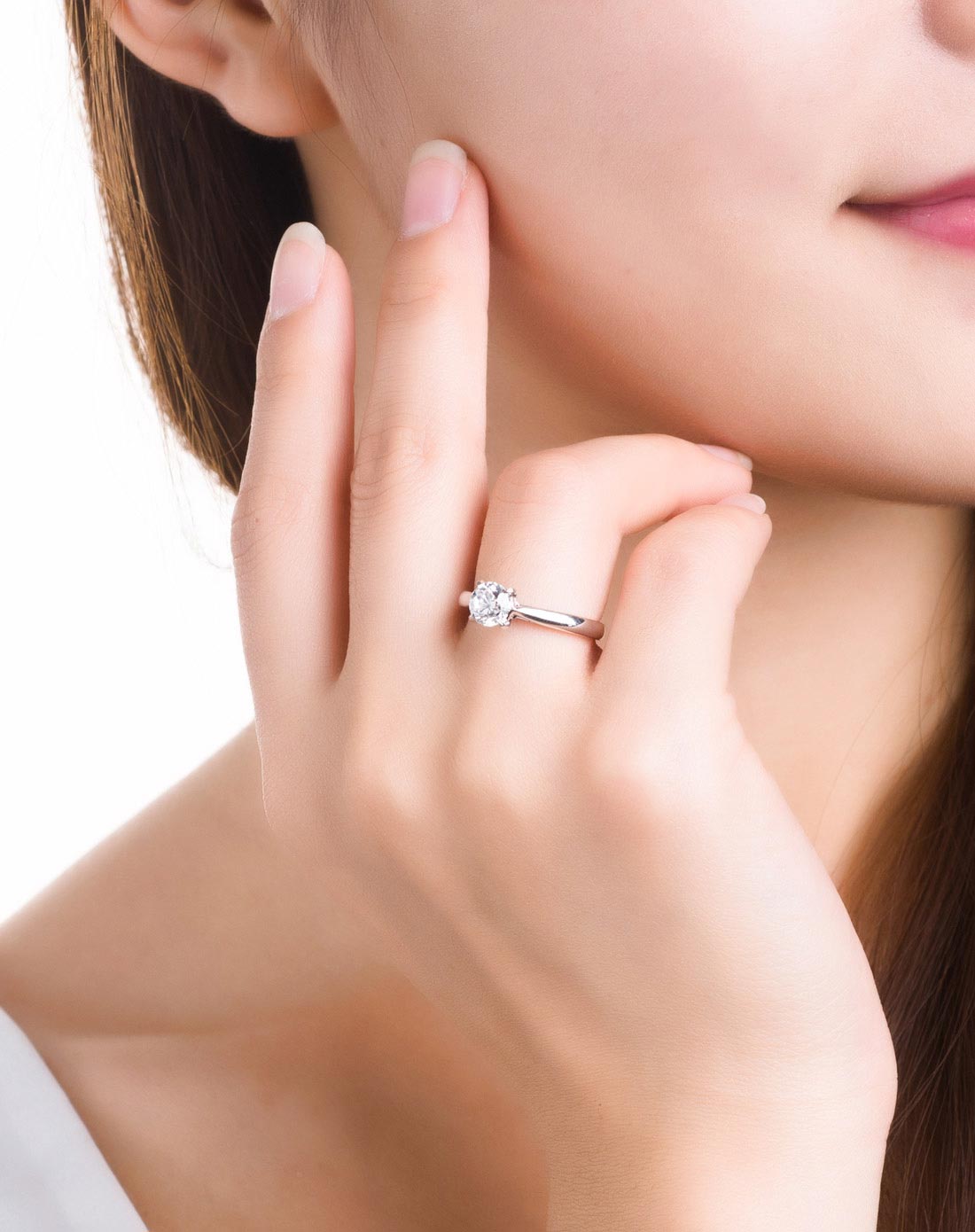 1克拉f-g色18k金钻石女戒