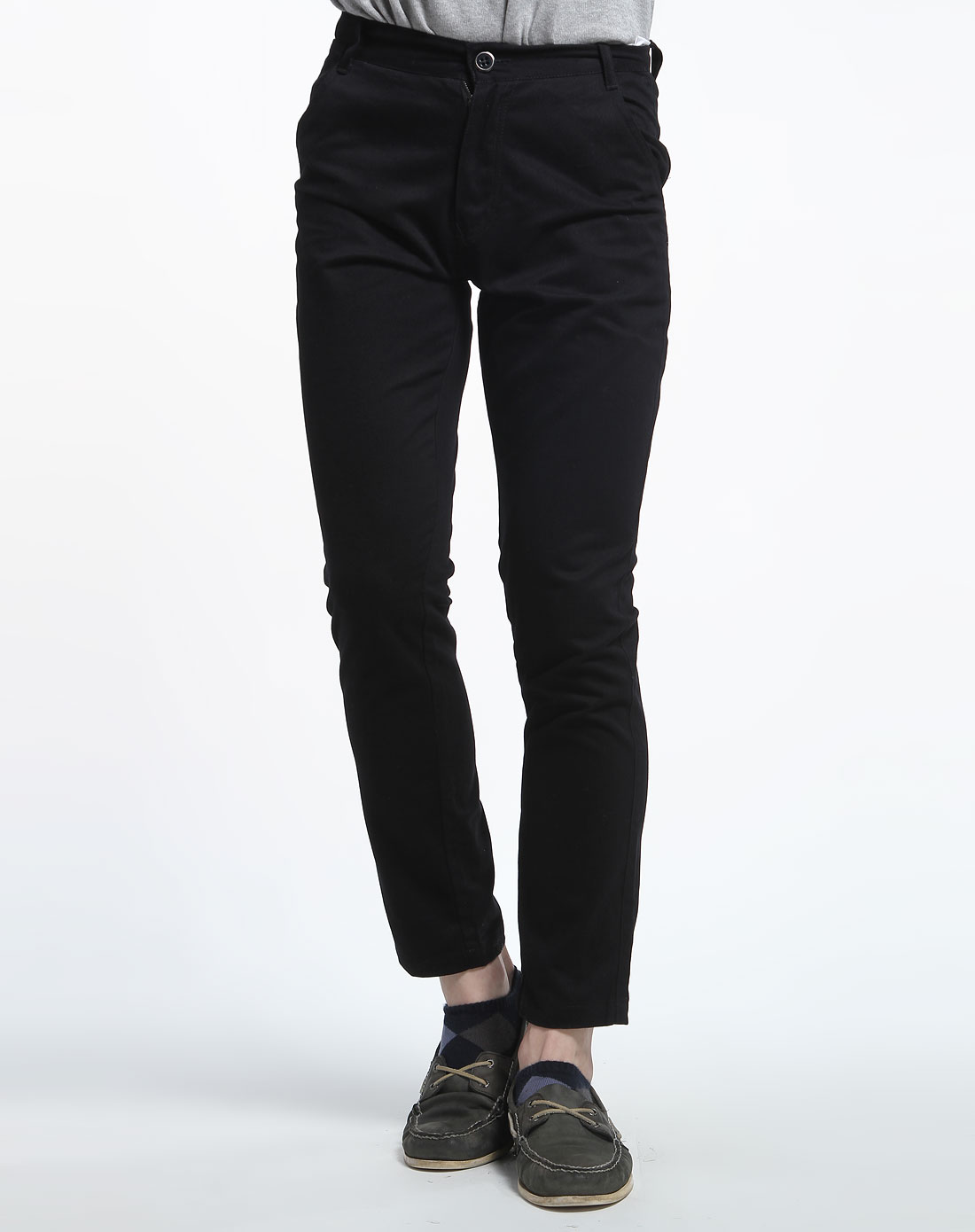 纯黑色休闲九分裤