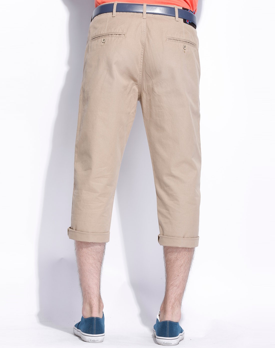 男款亚麻色休闲裤