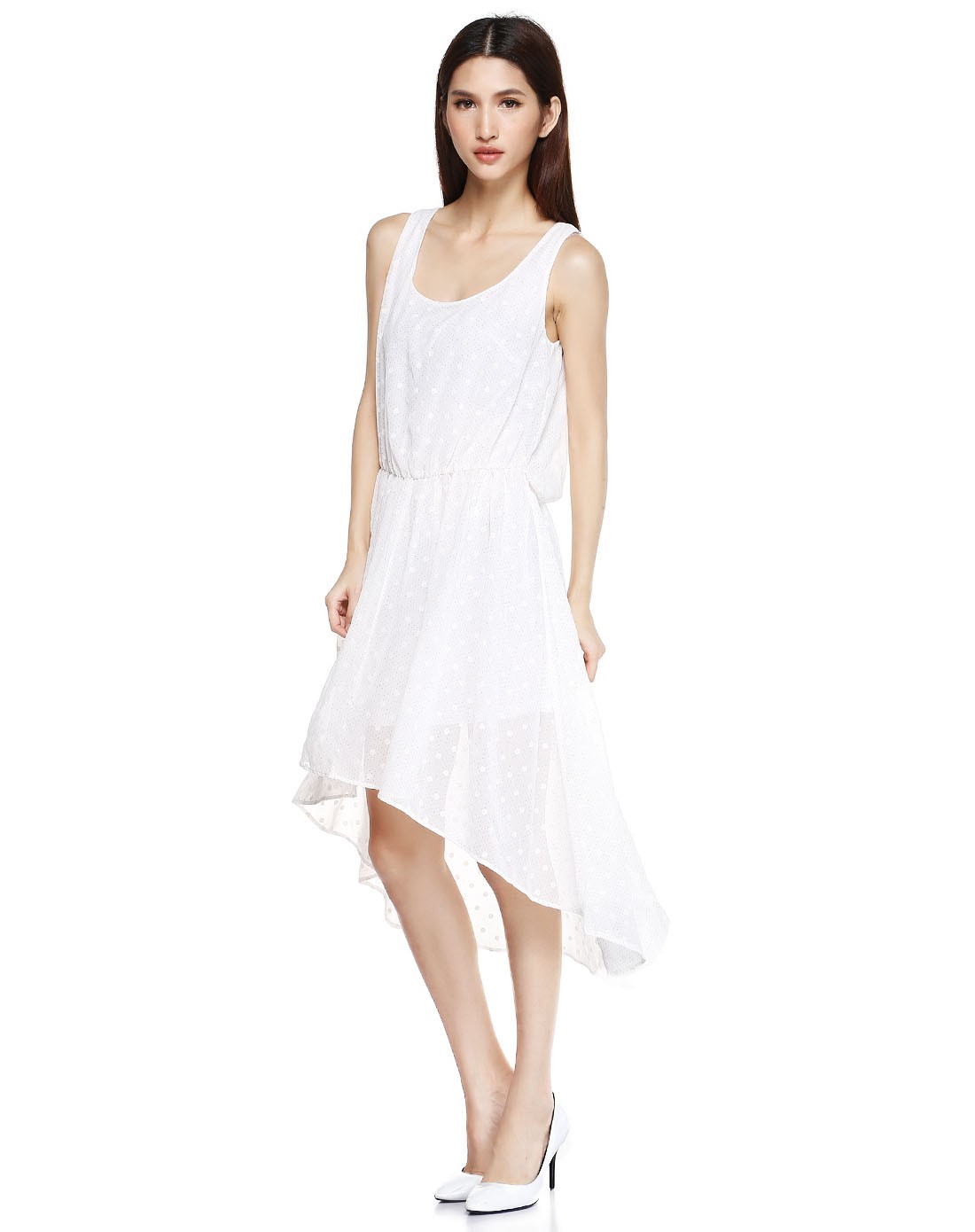 白色圆领飘逸无袖连衣裙