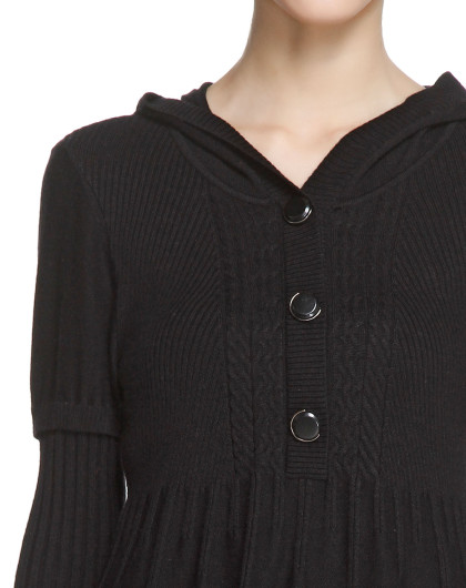 时尚百搭黑色长袖针织衫