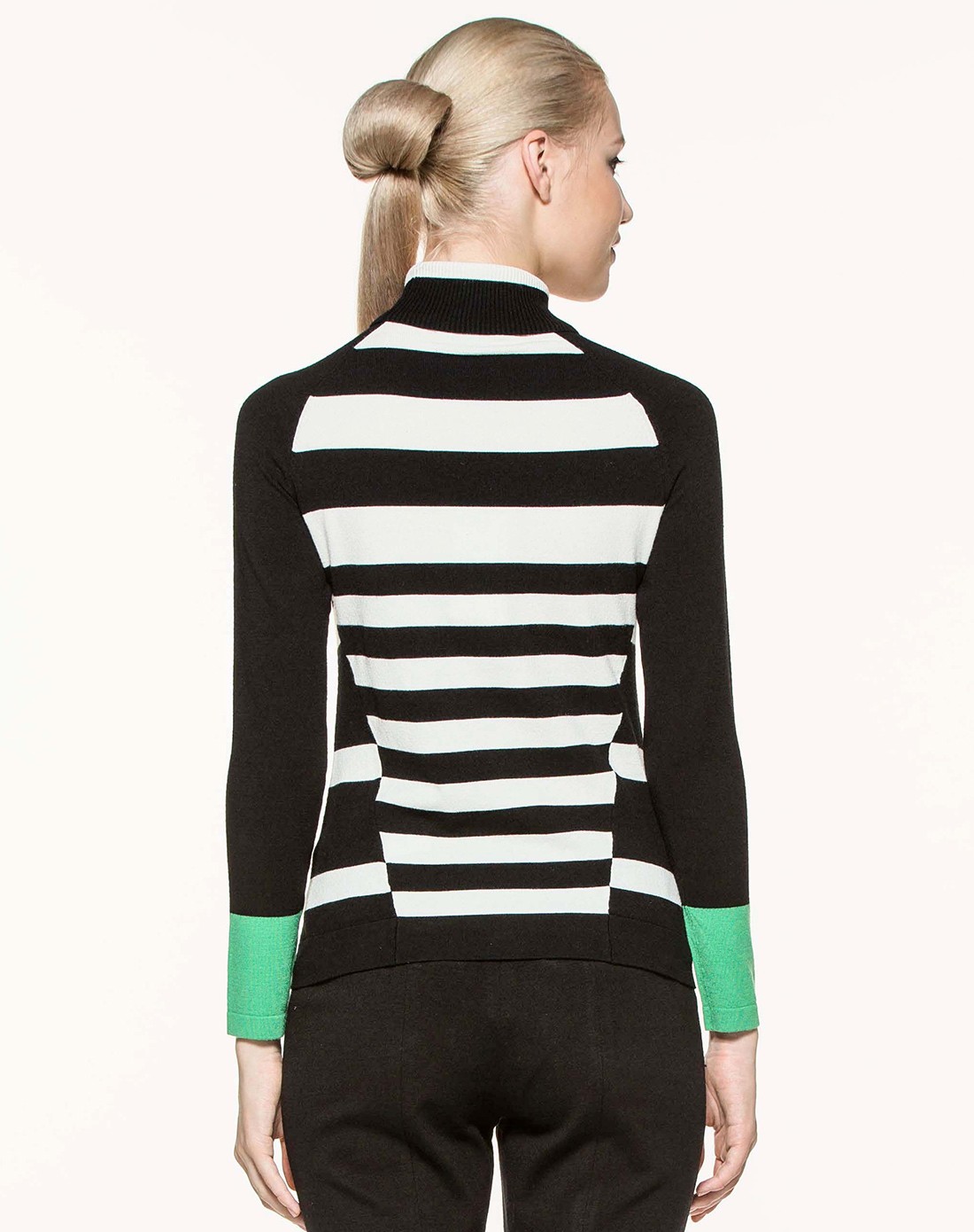 黑白绿长袖巴巴拉针织衫
