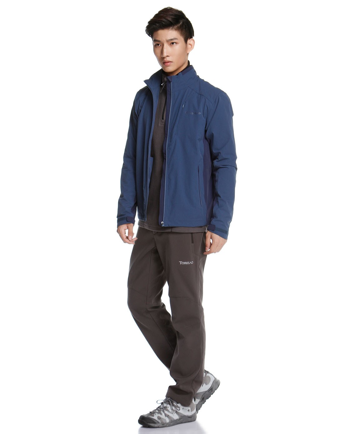 铁蓝灰色旅行长袖外套 拉链透气弹力