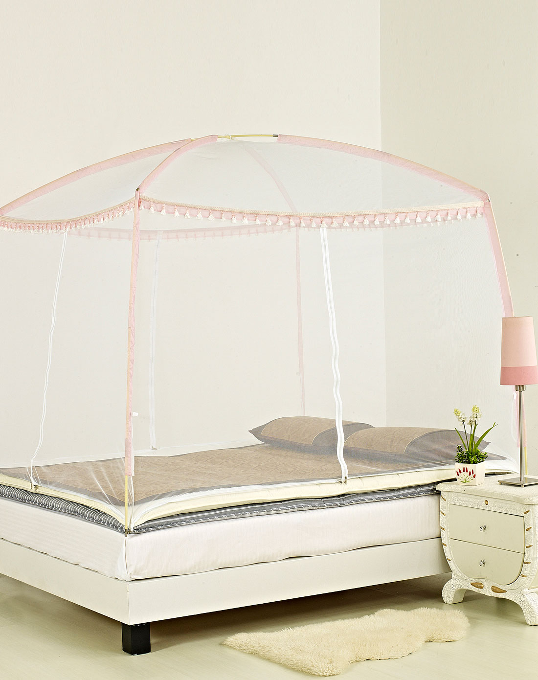 (底价清仓)简约折叠式蒙古包蚊帐 1.8m