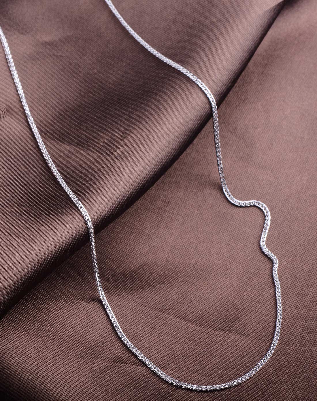 白18k黄金au750高工艺项链简约锁骨链龙骨链(2.45克)