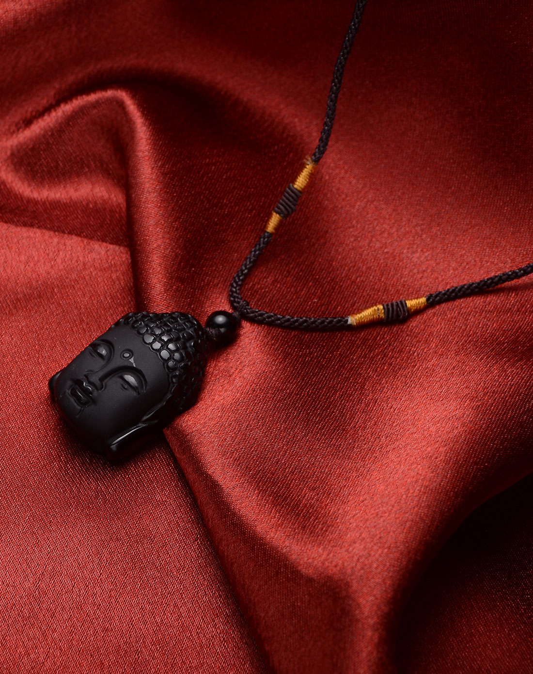 黑曜石佛头吊坠