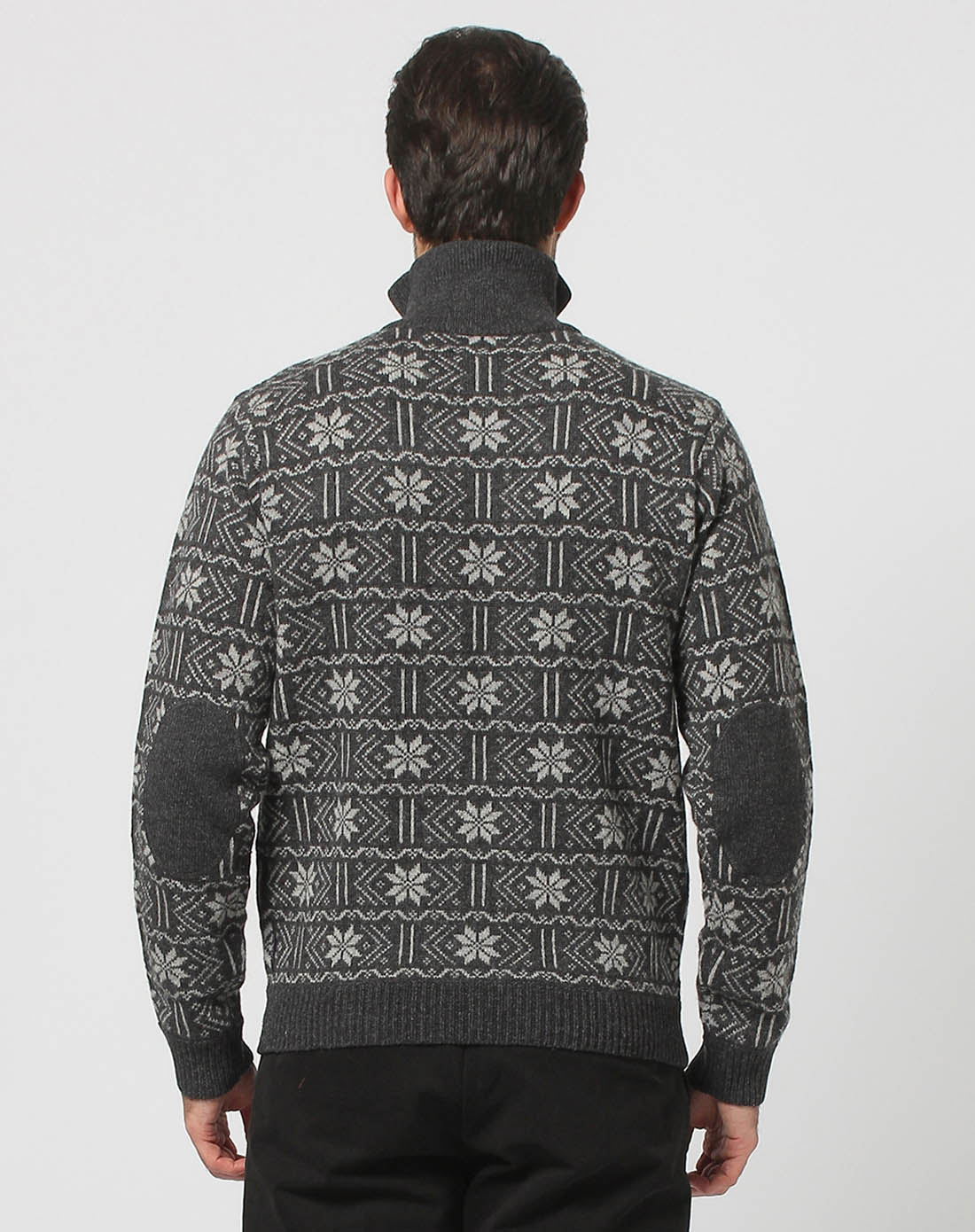 男士灰色花纹毛衣