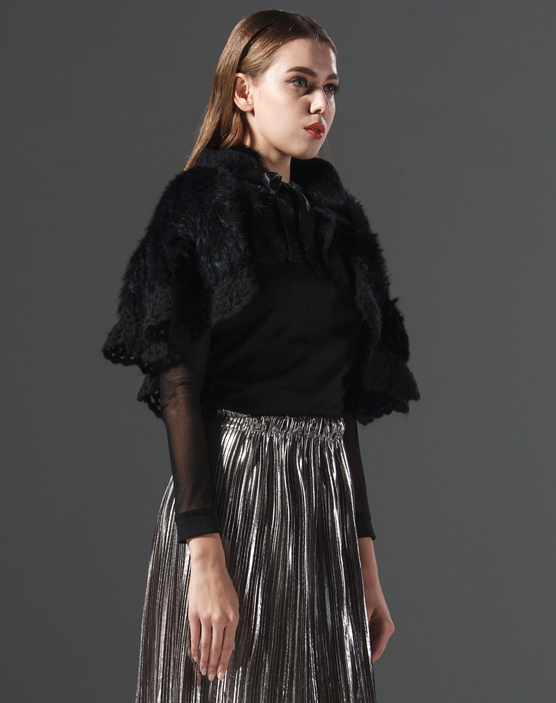 女款黑色兔毛皮草